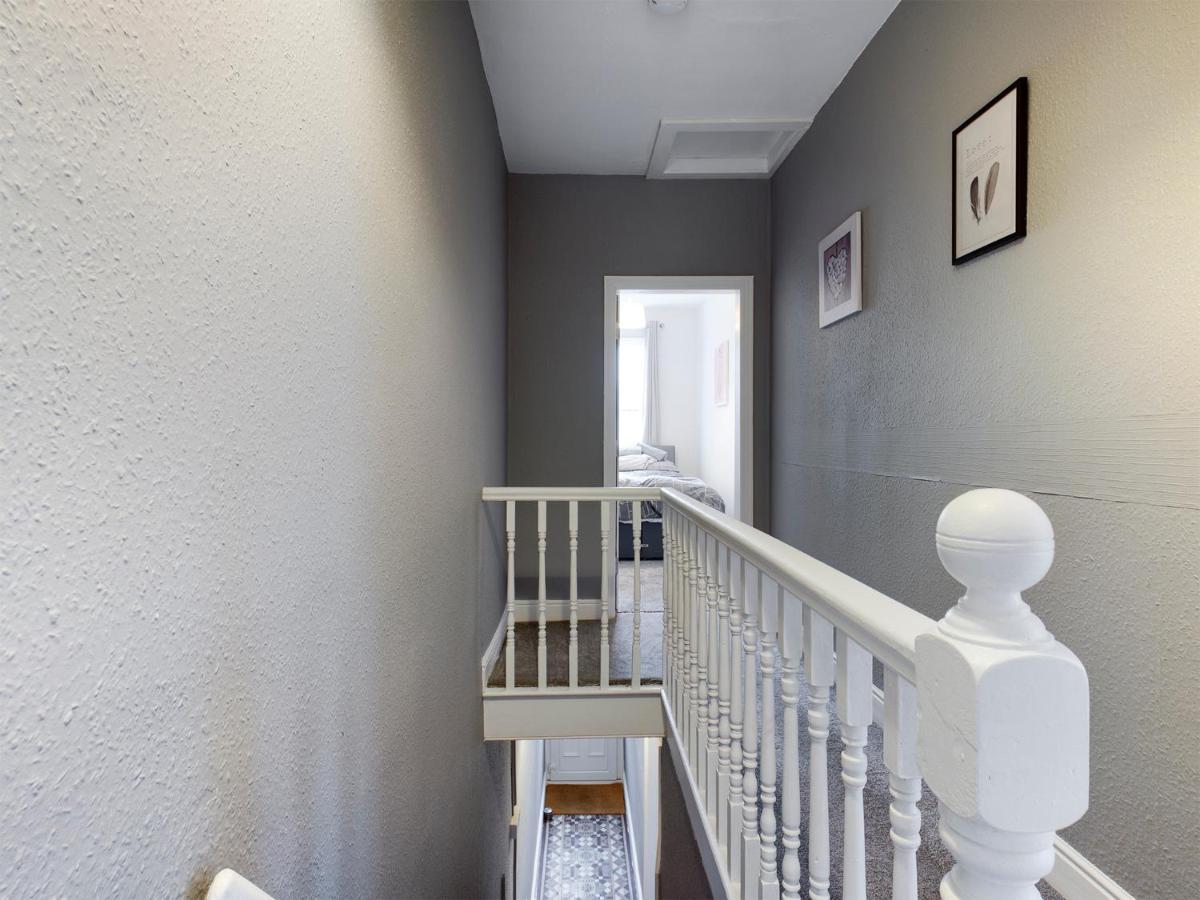 Cheerful 3 Bedroom Home With Free Parking And Wifi Chester Exteriér fotografie