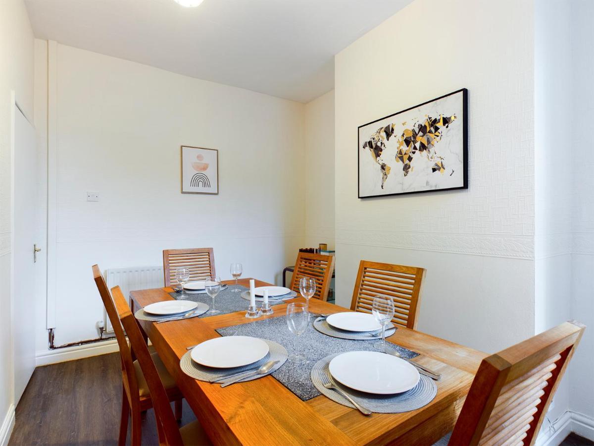 Cheerful 3 Bedroom Home With Free Parking And Wifi Chester Exteriér fotografie