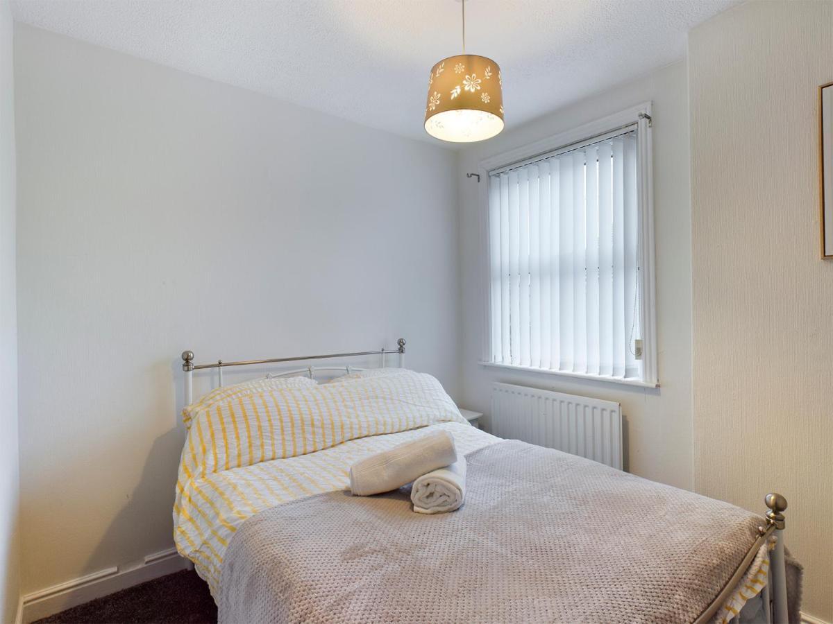 Cheerful 3 Bedroom Home With Free Parking And Wifi Chester Exteriér fotografie